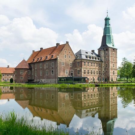 Schloss Raesfeld Hotel Exterior photo