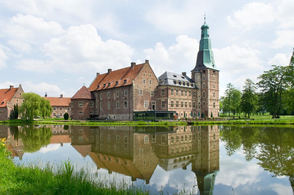 Schloss Raesfeld Hotel Exterior photo